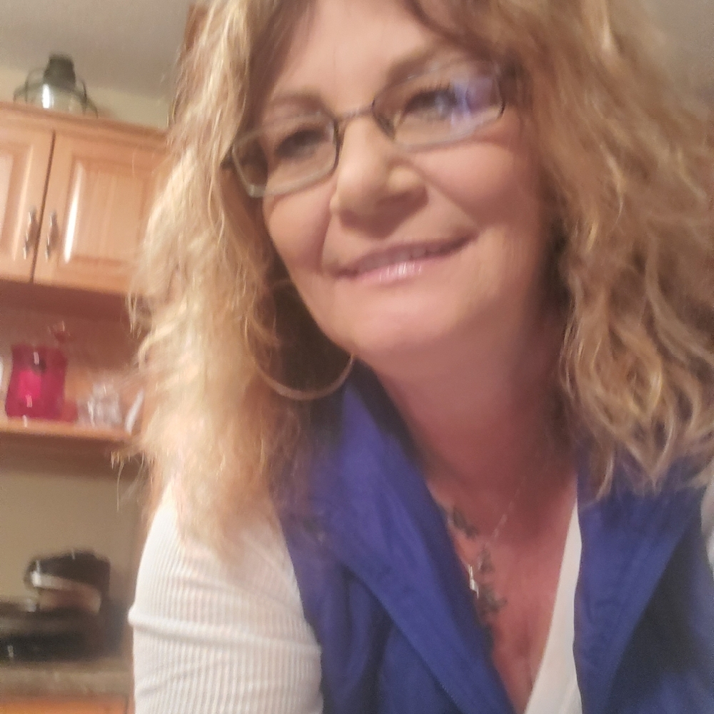 Meet your Posher, Gina